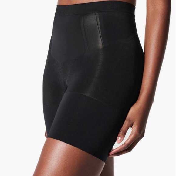 Spanx Oncore Mid thigh sculpt Short black size Large - Picture 1 of 7